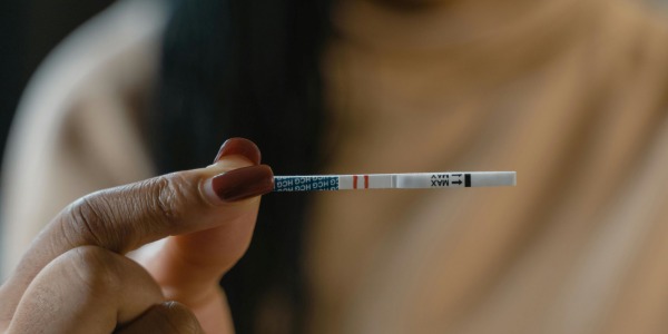 Infección de orina en otoño en mujeres: cómo prevenirla y tratarla